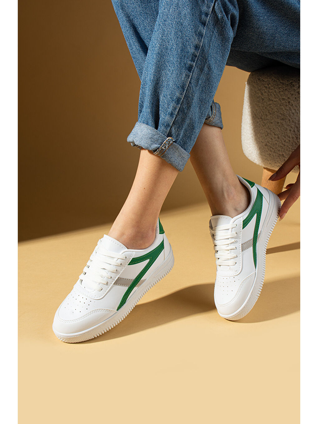 Beyaz Bağcıklı Air Taban Kadın Sneakers 001-1002-25ByeşilGri-1