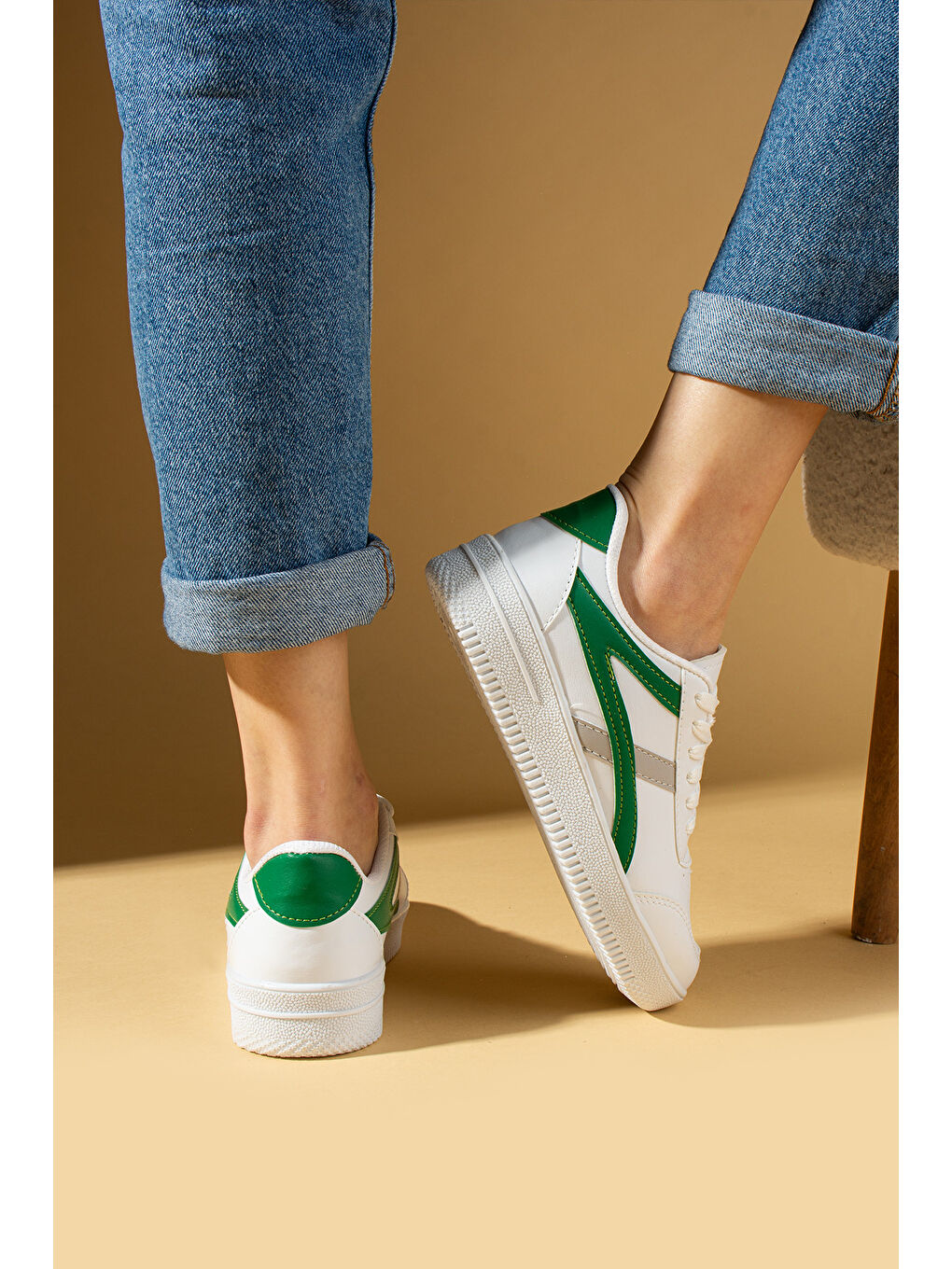 Beyaz Bağcıklı Air Taban Kadın Sneakers 001-1002-25ByeşilGri-2