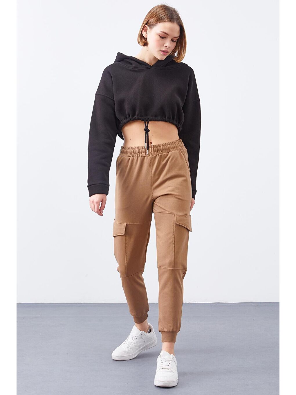Kahverengi Toprak Kargo Cep Rahat Form Manşetli Kadın Eşofman Alt - 94581