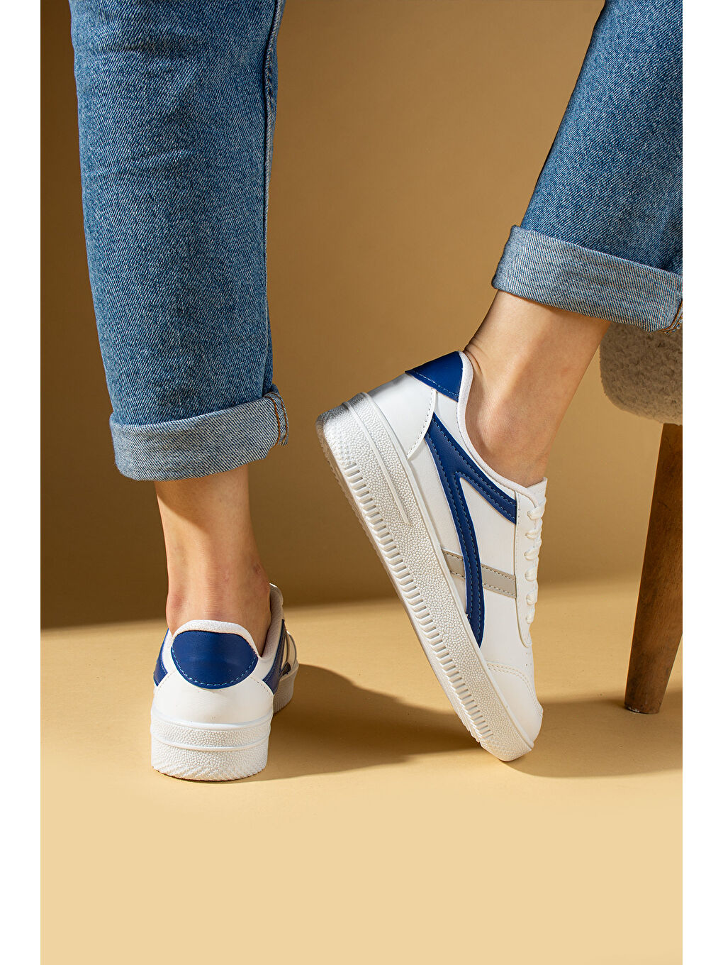 Beyaz Bağcıklı Air Taban Kadın Sneakers 001-1002-25BmaviGarni-2