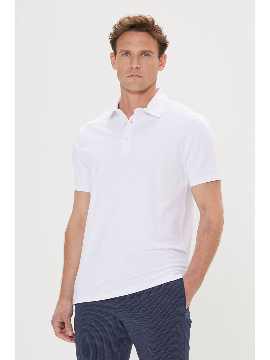 Erkek Beyaz %100 Pamuk Polo Yaka Slim Fit Dar Kesim Tişört