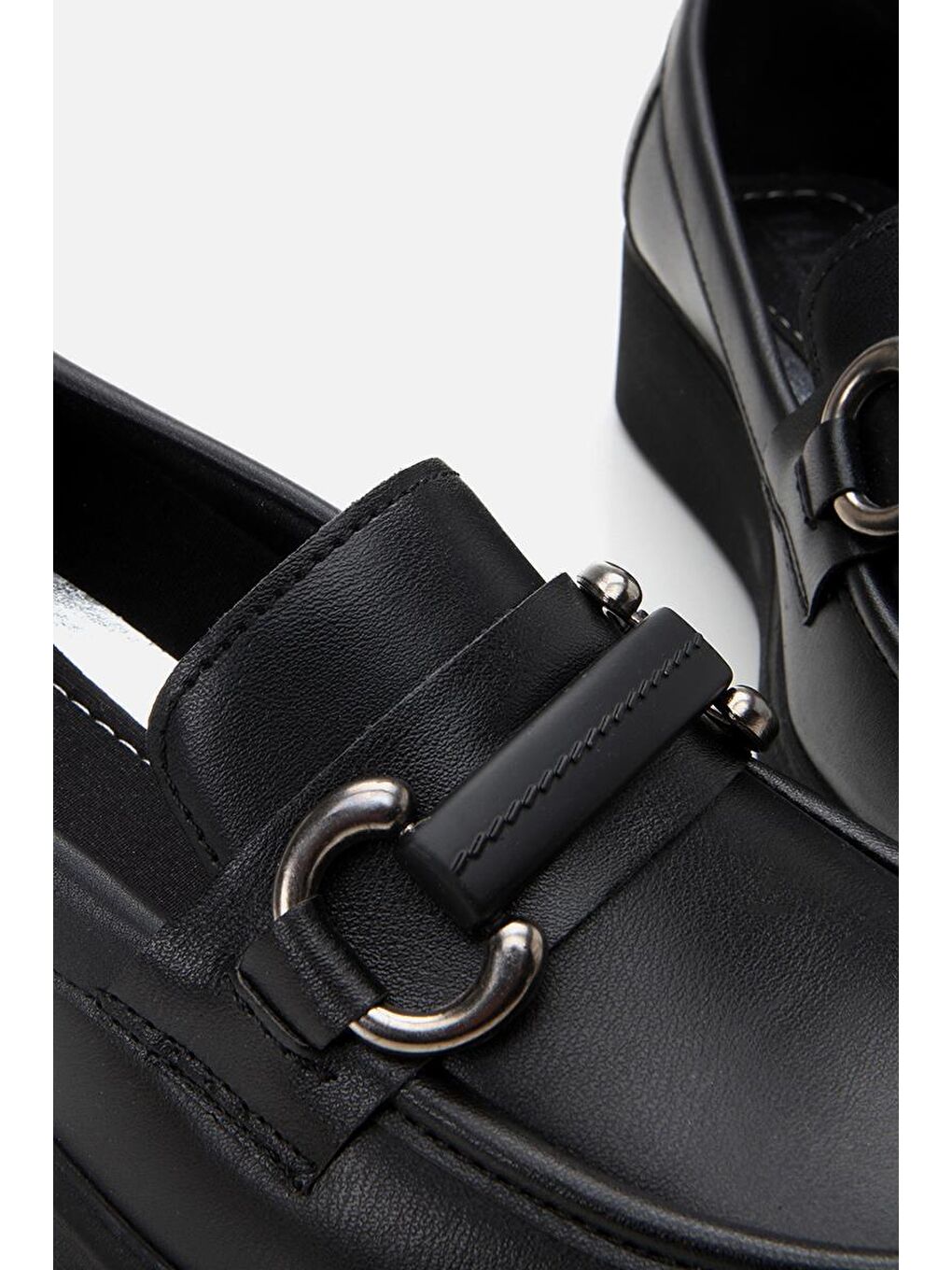 Kadın Siyah Tokalı Günlük Loafer-6