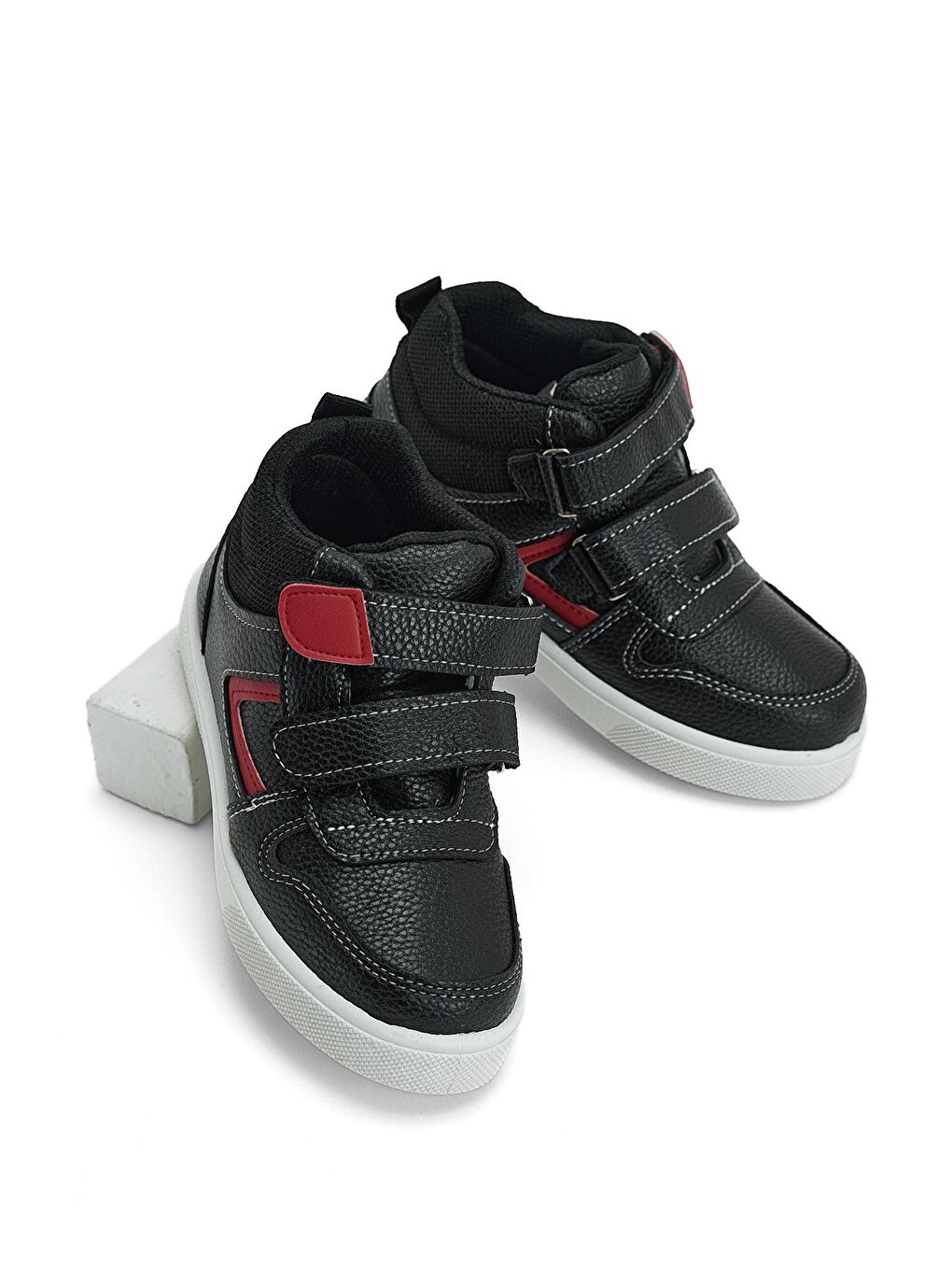 Çocuk Unisex Siyah Kırmızı Rahat Kalıp Cırtlı Spor Ayakkabı-2
