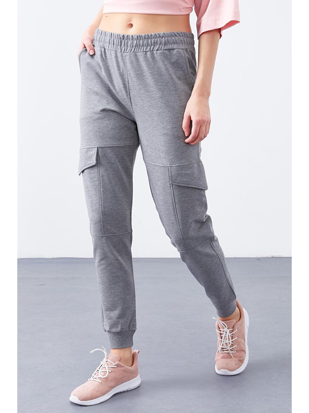 Gri Melanj Kargo Cep Rahat Form Manşetli Kadın Eşofman Alt - 94581-3