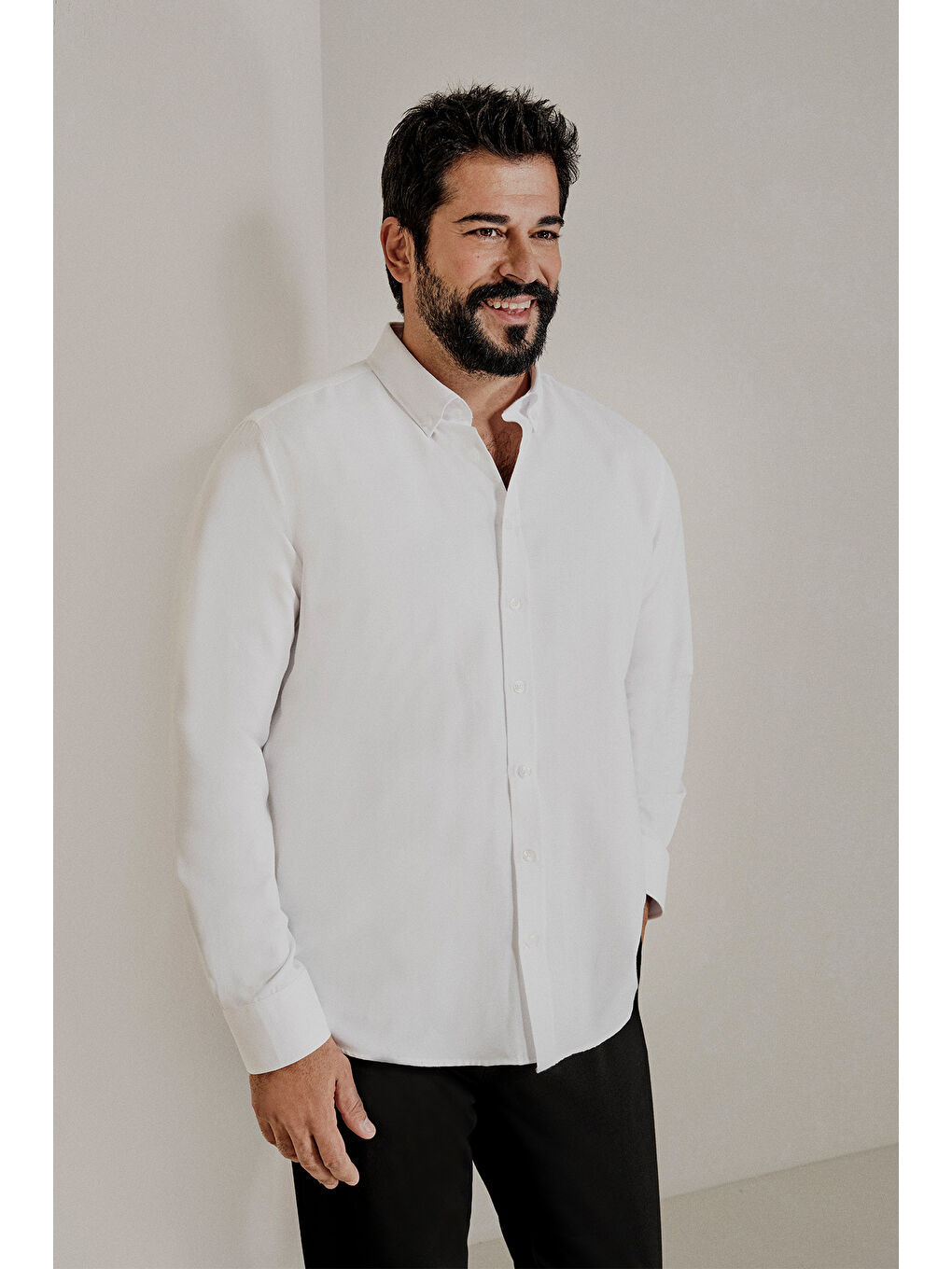 Erkek Siyah-Beyaz 2'li Pamuklu Kolay Ütülenebilir Slim Fit Dar Kesim Oxford Gömlek Paketi-1