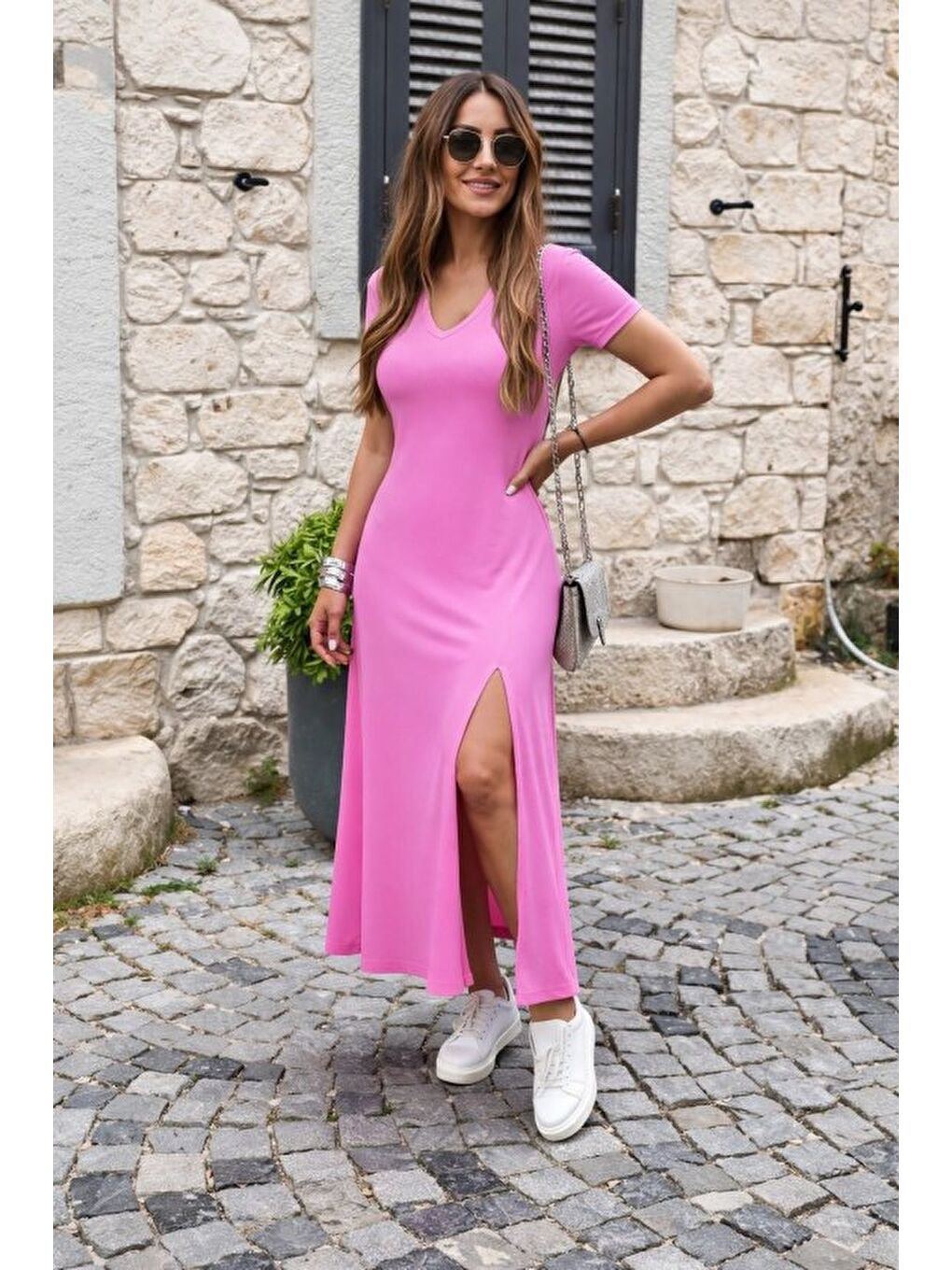 Pembe Kadın Kısa Kollu V Yakalı Maksi Boy Viskon Elbise-1