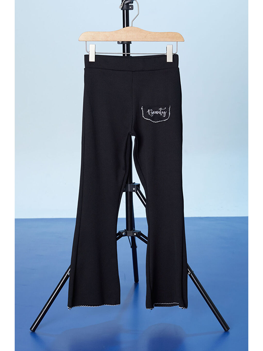 Siyah Beauty Yazı Nakışlı İspanyol Paça Kız Çocuk Tayt 18178