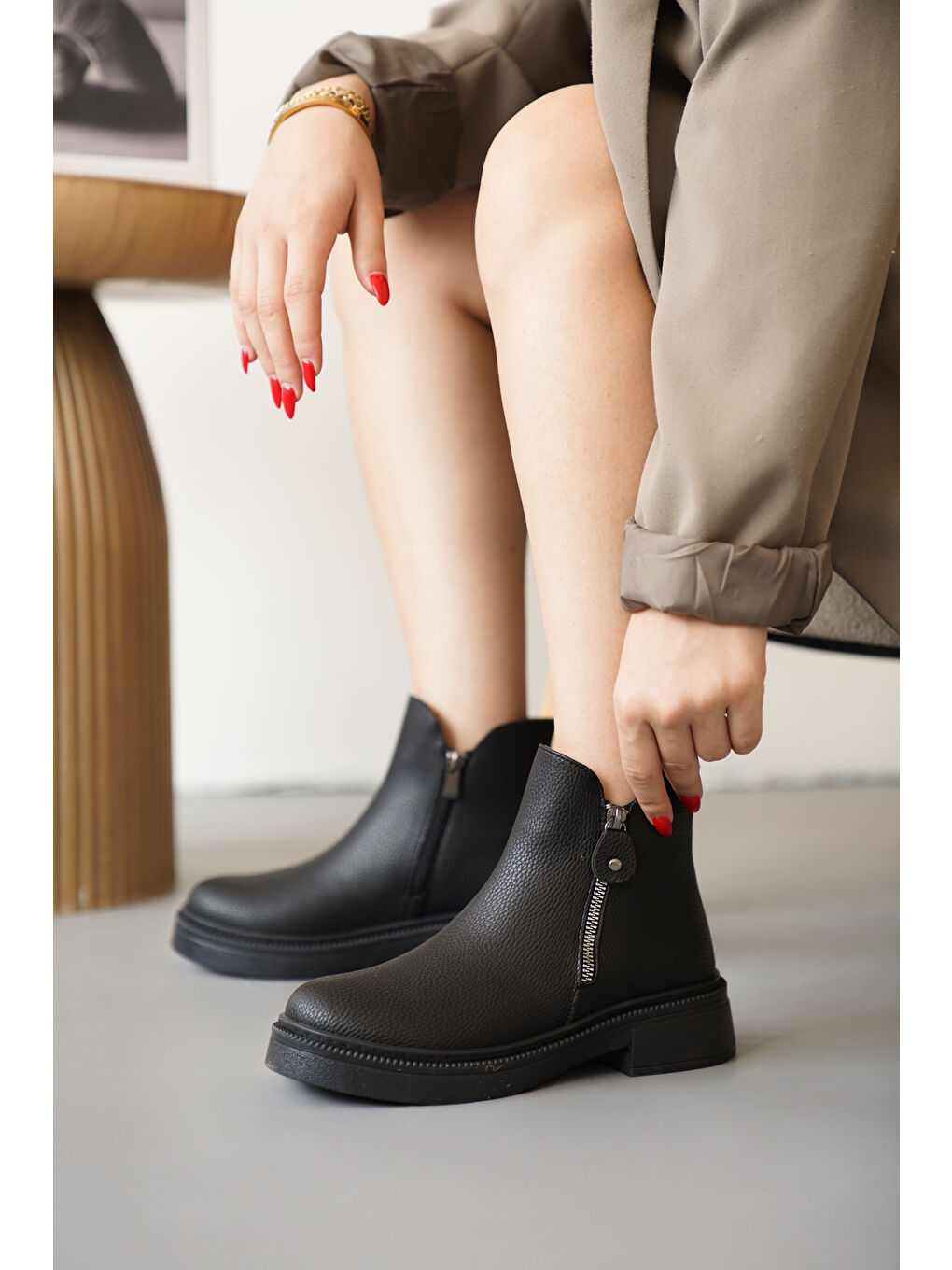 Siyah D0899 Soğuk Geçirmez Kışlık Kadın Bot & Bootie-1