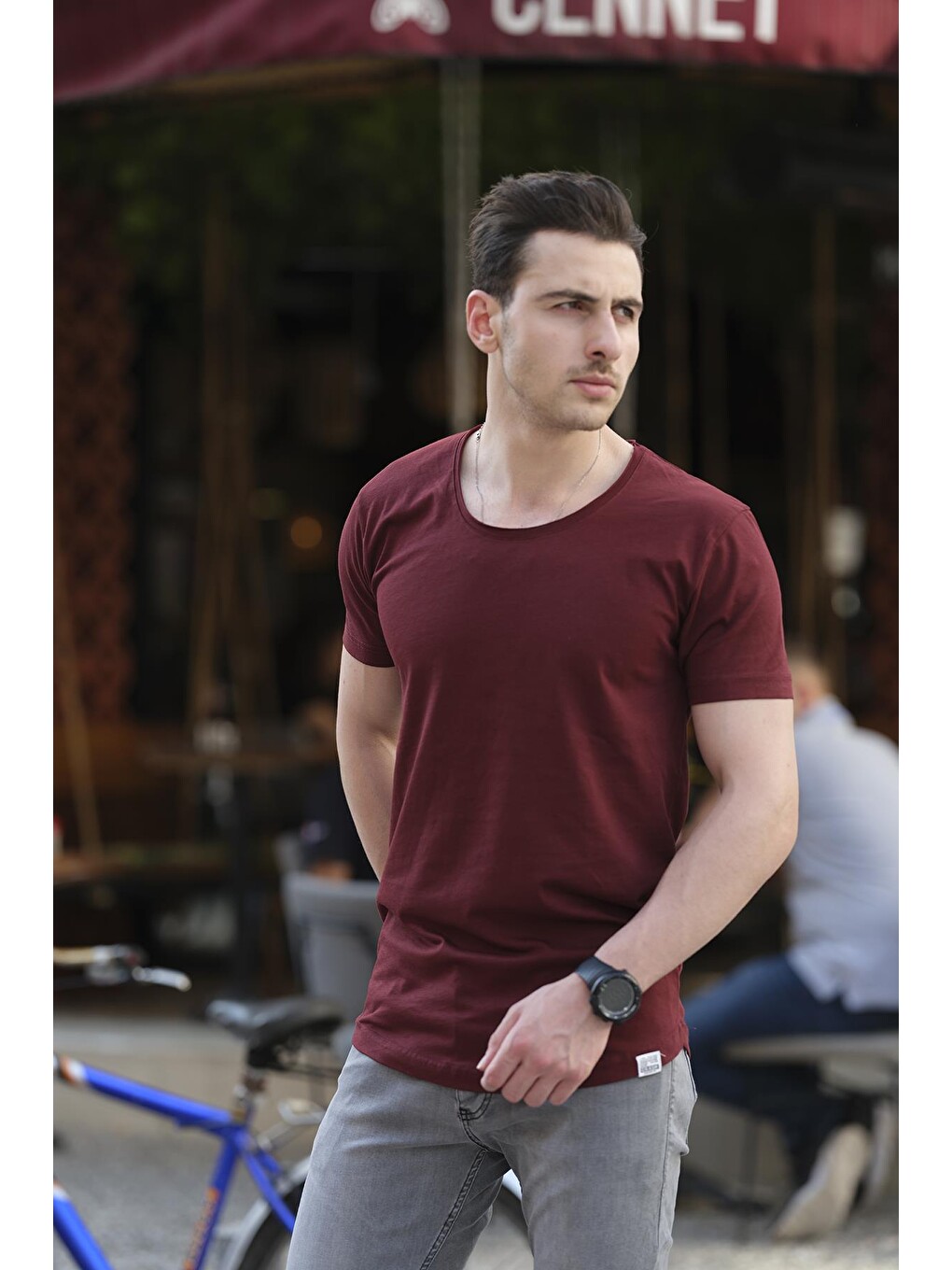 Bordo Açık Yaka Slim Fit Tişört