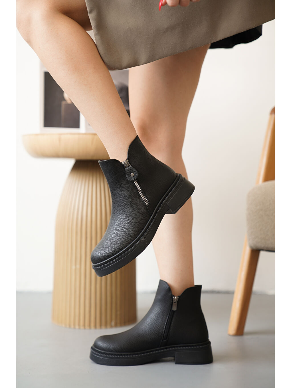 Siyah D0899 Soğuk Geçirmez Kışlık Kadın Bot & Bootie-3