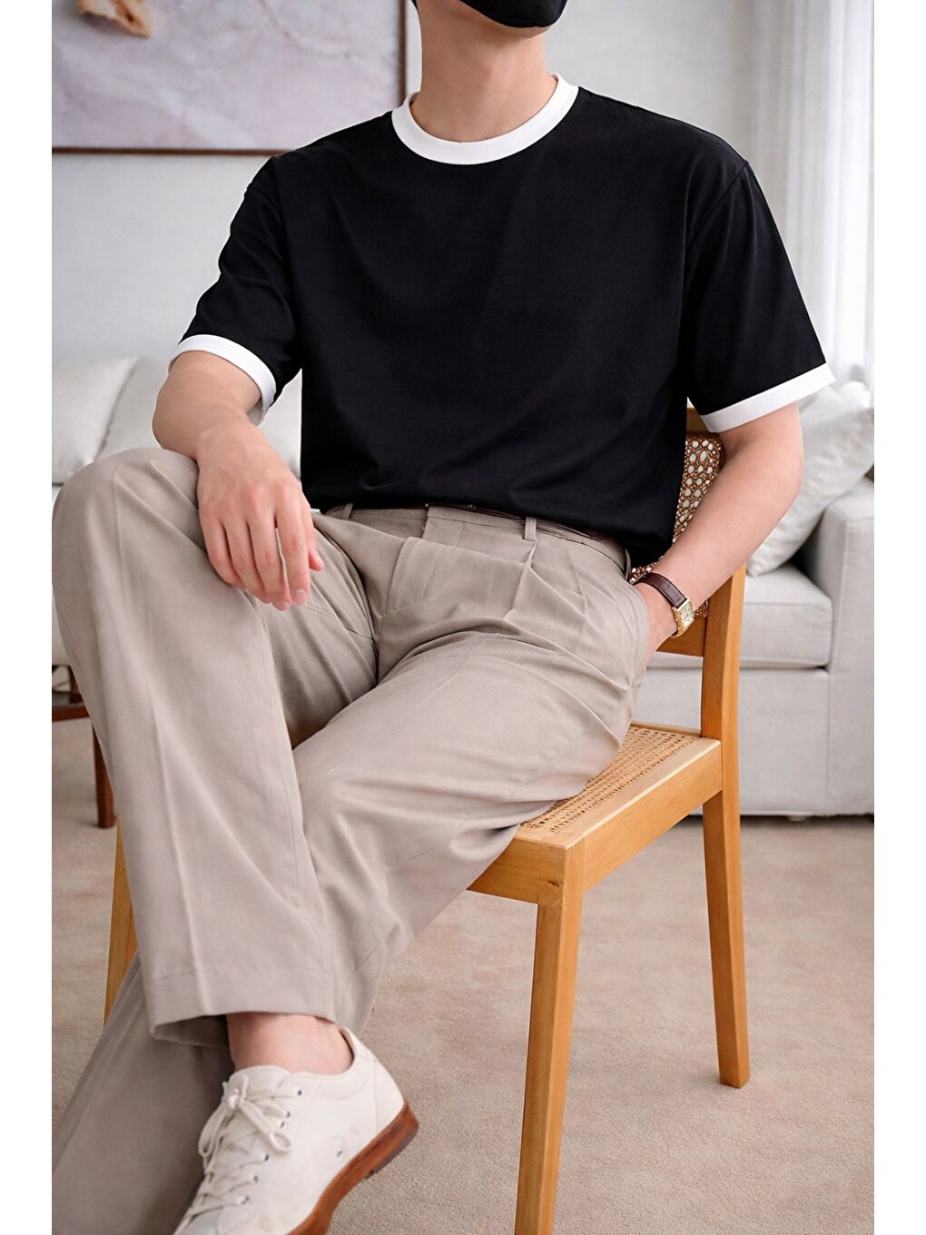 Siyah Erkek Kontrast Yaka Basic Tişört – Modern ve T-Shirt-1