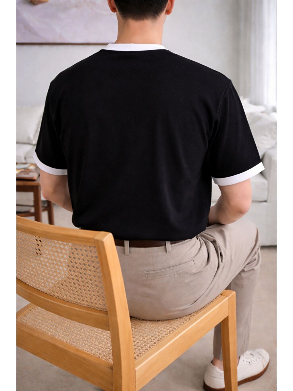 Siyah Erkek Kontrast Yaka Basic Tişört – Modern ve T-Shirt-2