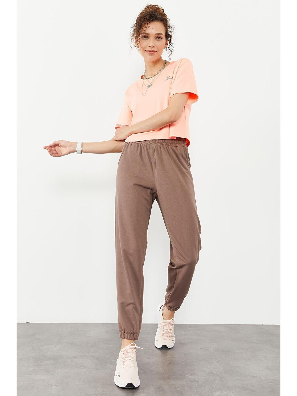 Kahverengi Toprak Cepli Yüksek Bel Rahat Form Lastik Paça Kadın Eşofman Alt - 94583