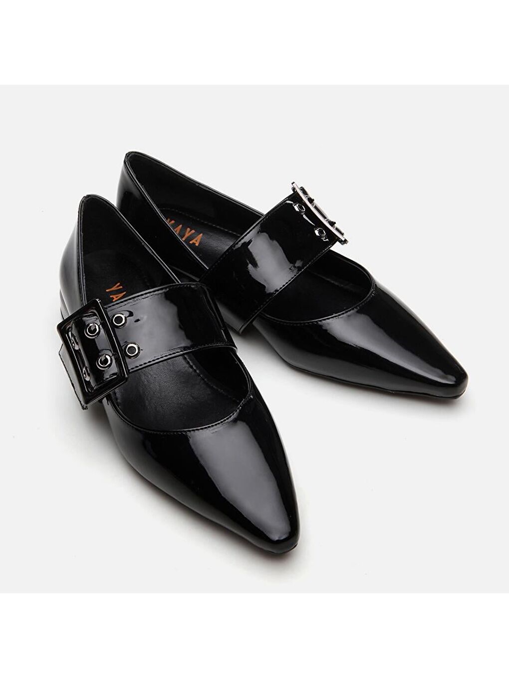 Siyah Kadın Babet-3