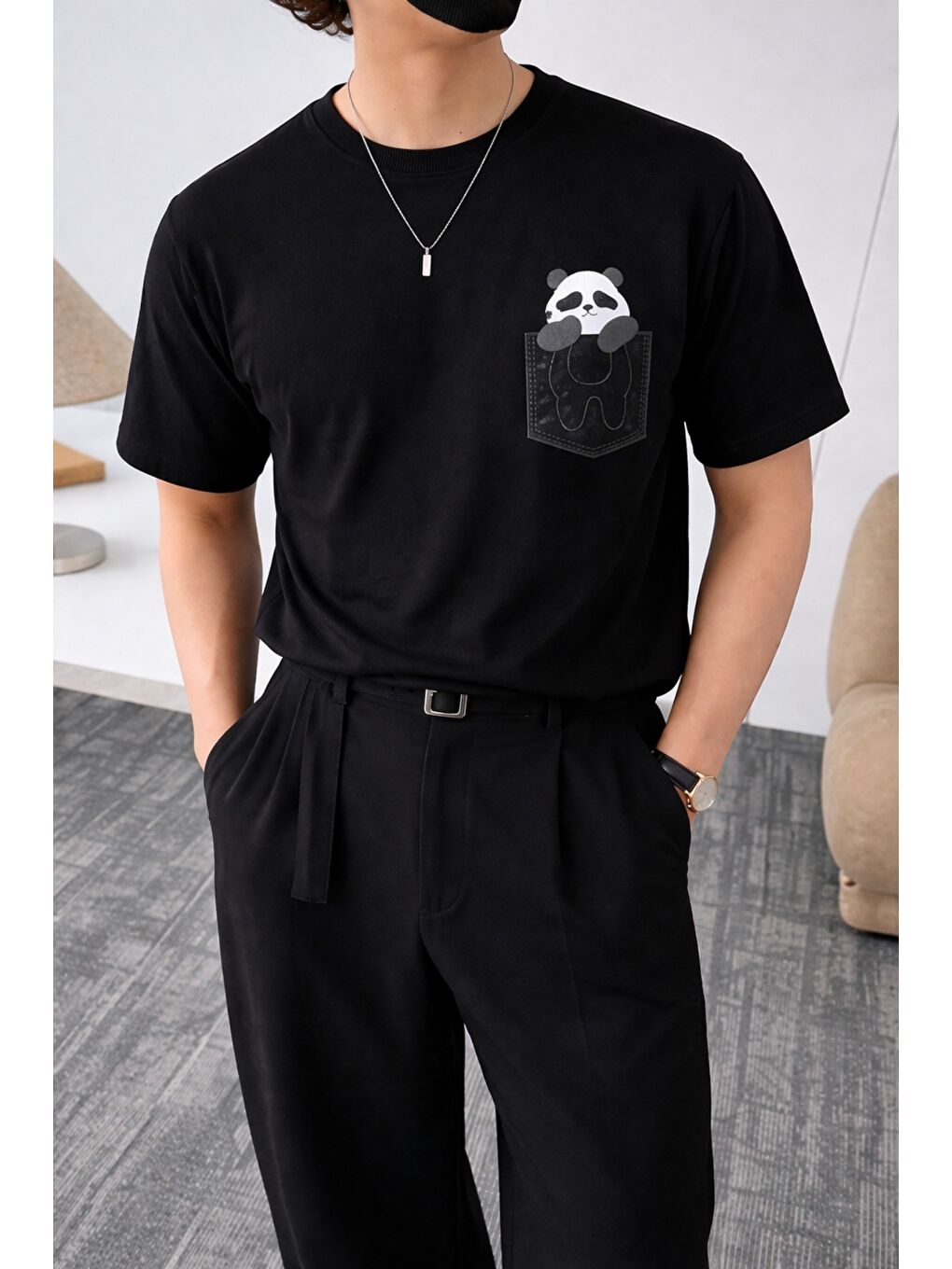 Siyah Panda Baskılı Unisex Basic Tişört – Rahat Kesim Günlük Stil
