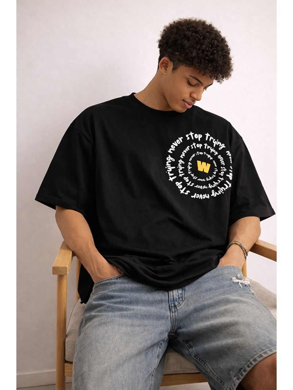 Siyah Erkek Oversize Tişört Never Stop Trying Baskılı Salaş Kalıp-1