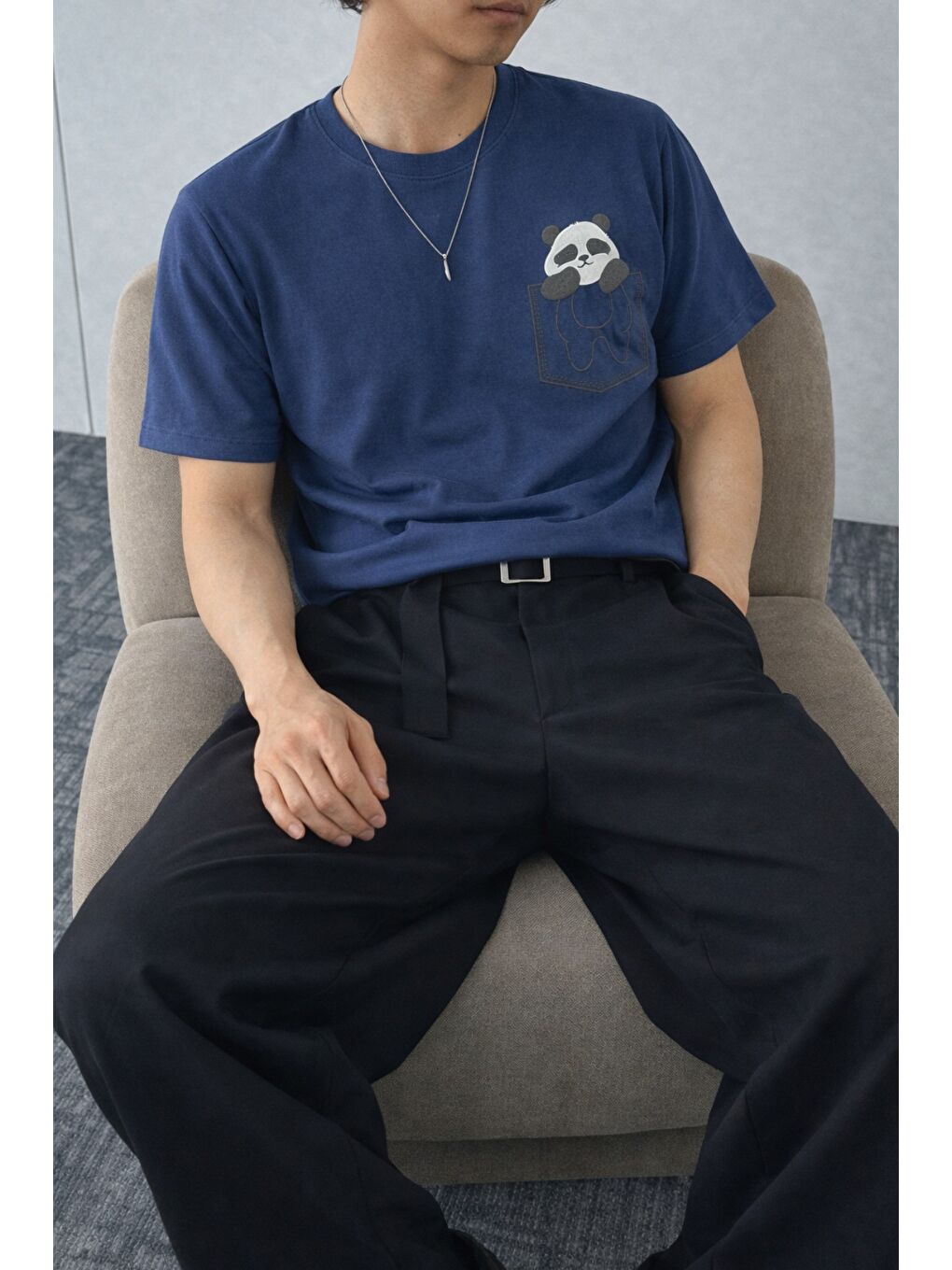 Lacivert Panda Baskılı Unisex Basic Tişört – Rahat Kesim Günlük Stil-1