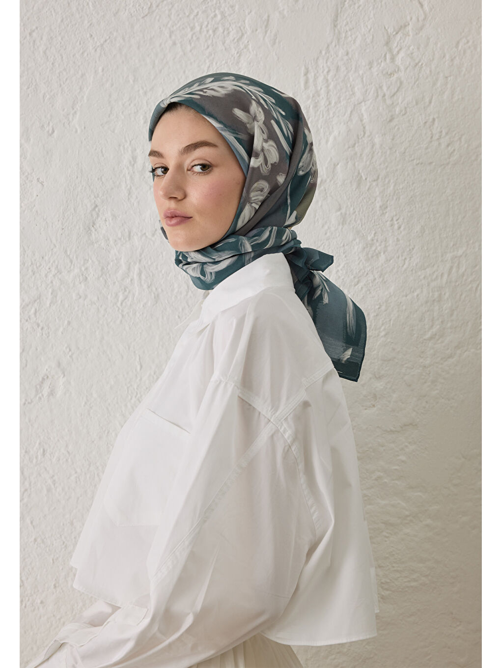 Siyah Celına Desen Pamuk İpek Eşarp Petrol Yeşili-3