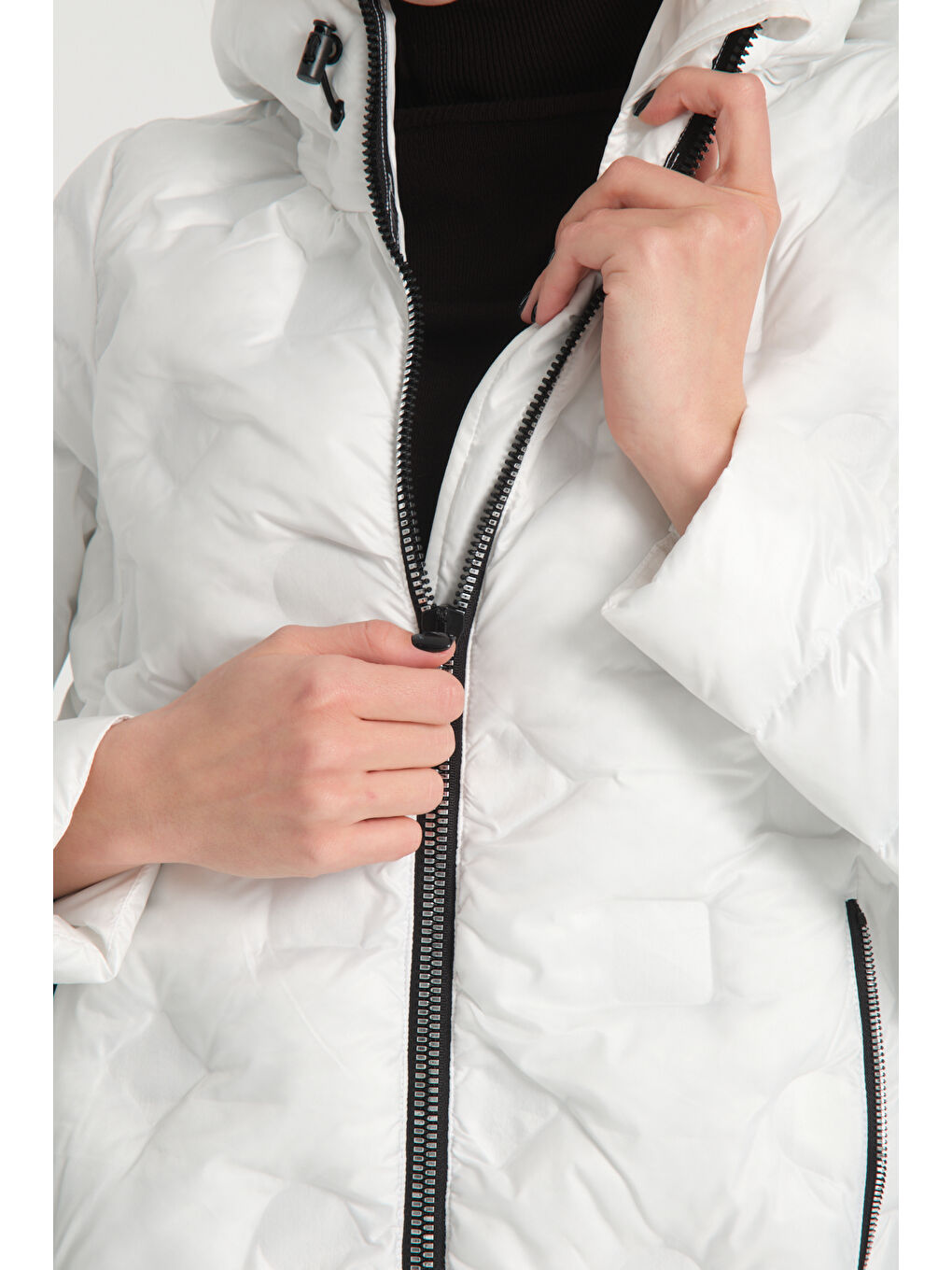 Beyaz Kadın Mont 4136-2