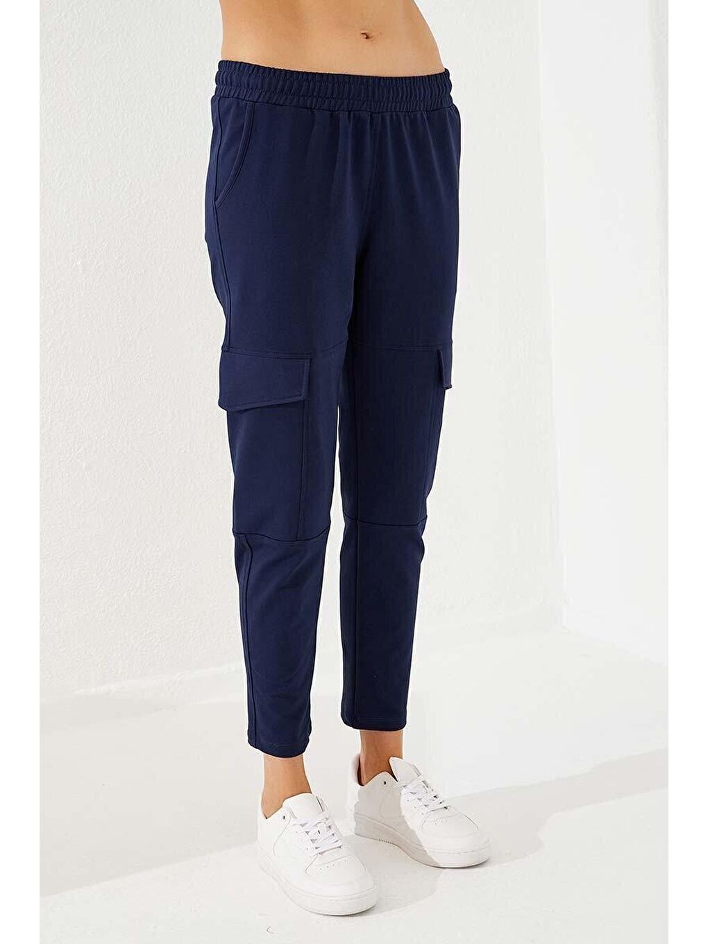 İndigo Yüksek Bel Kargo Cep Rahat Form Dar Paça Kadın Eşofman Alt - 94588-3