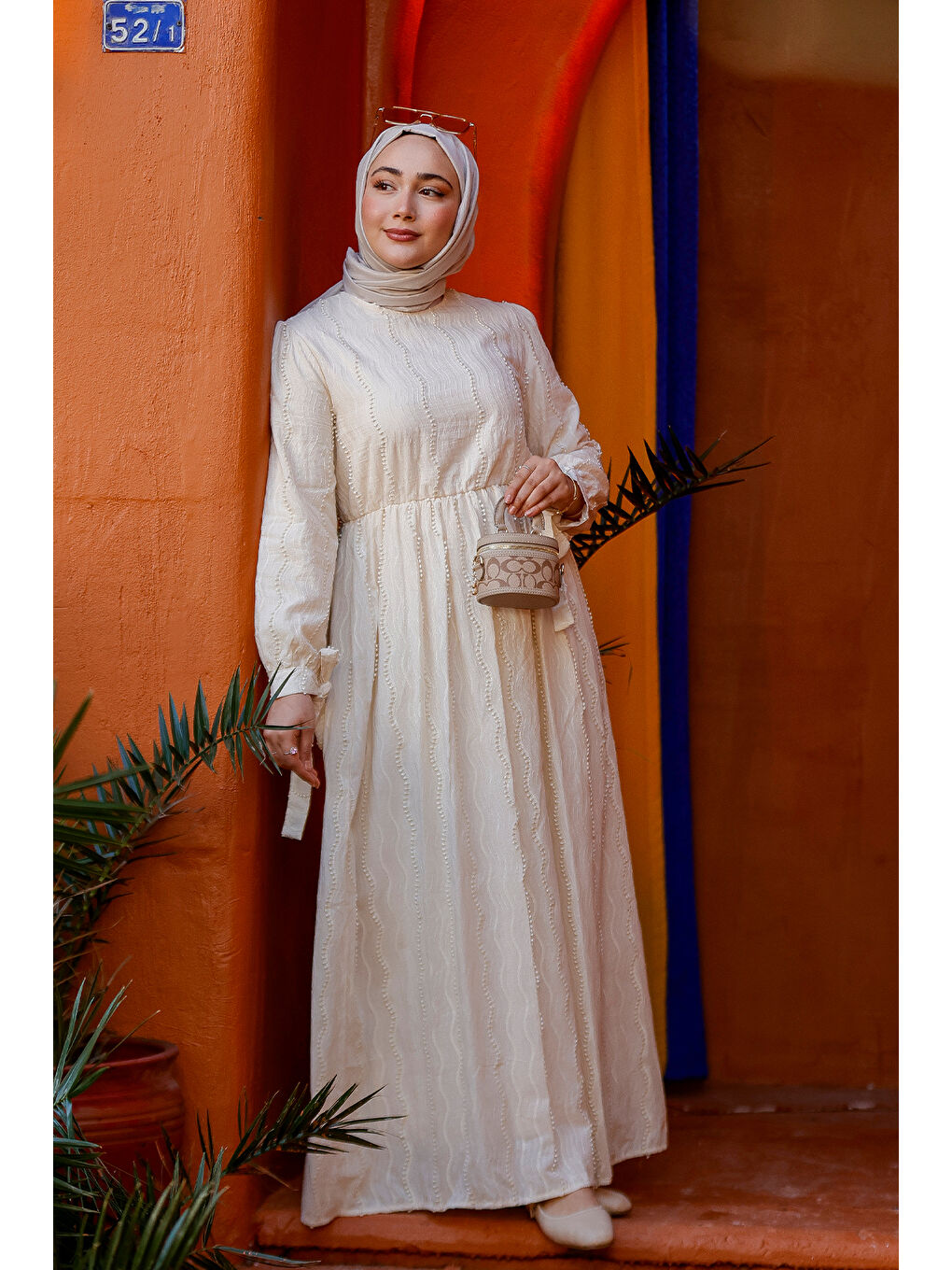 Ekru Kadın Kol Bağlamalı Jakar Elbise Krem-1