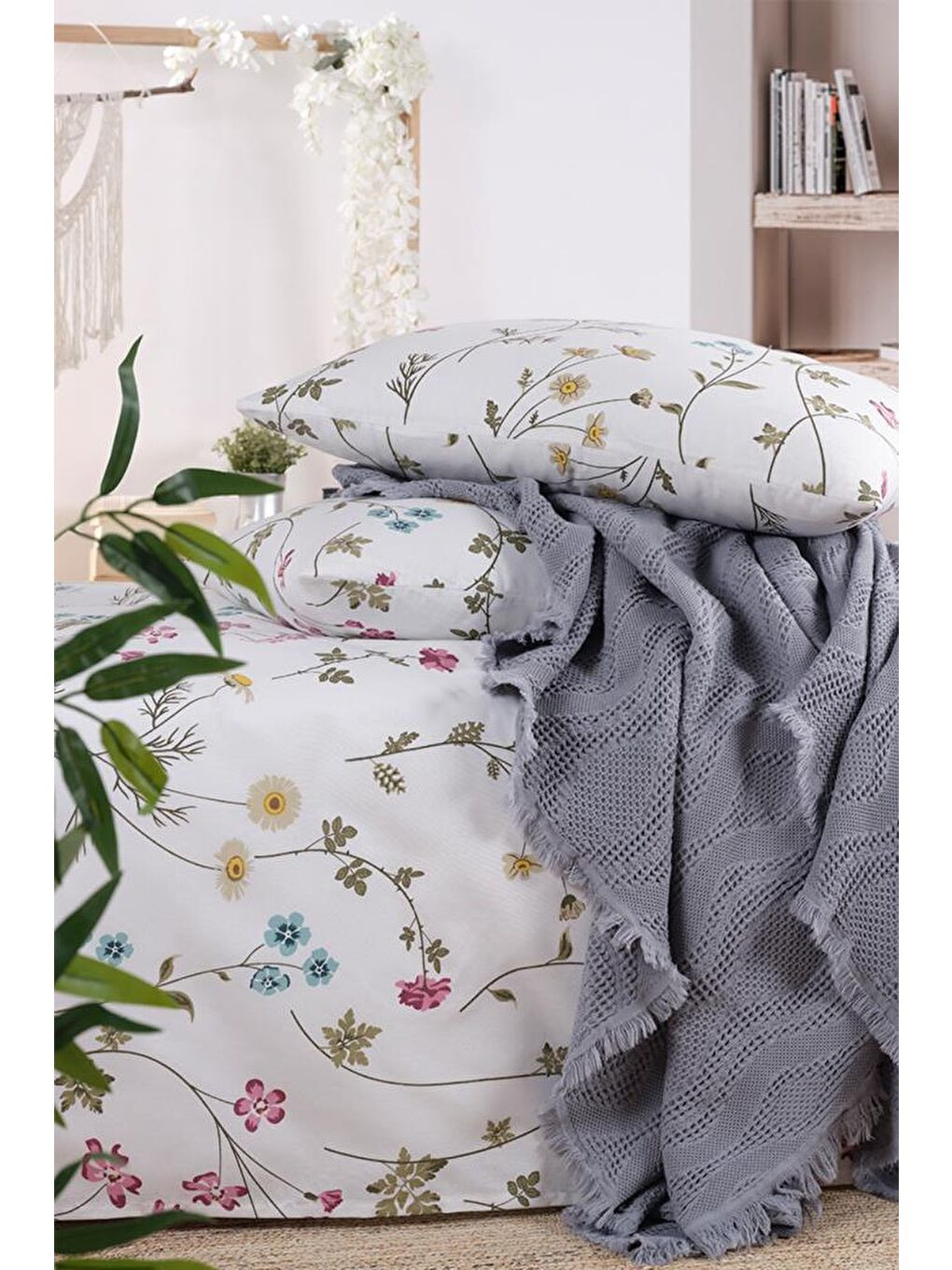 Şalemar 4 Parça Çift Kişilik Pike Takımı Gri-1