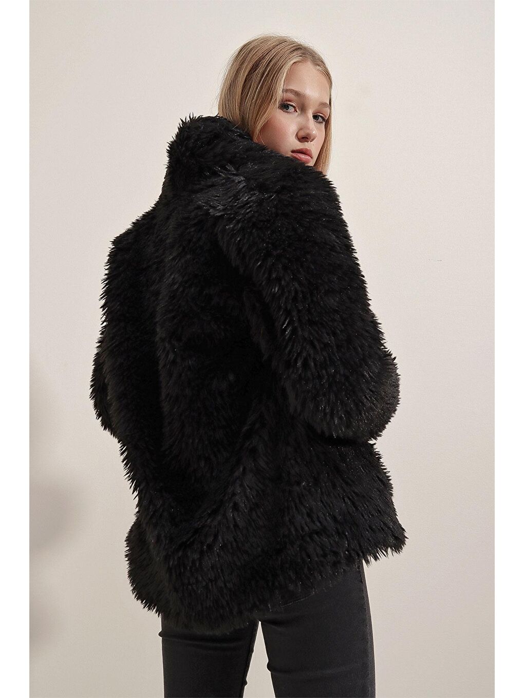 9088 Peluş Kaban - Siyah-4