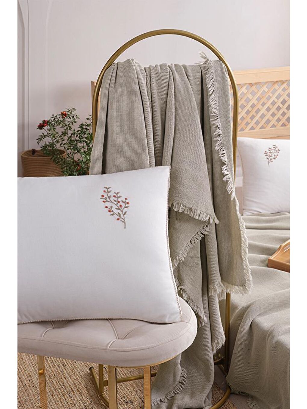 Bej Missera 4 Parça Çift Kişilik Pike Takımı Taş-1