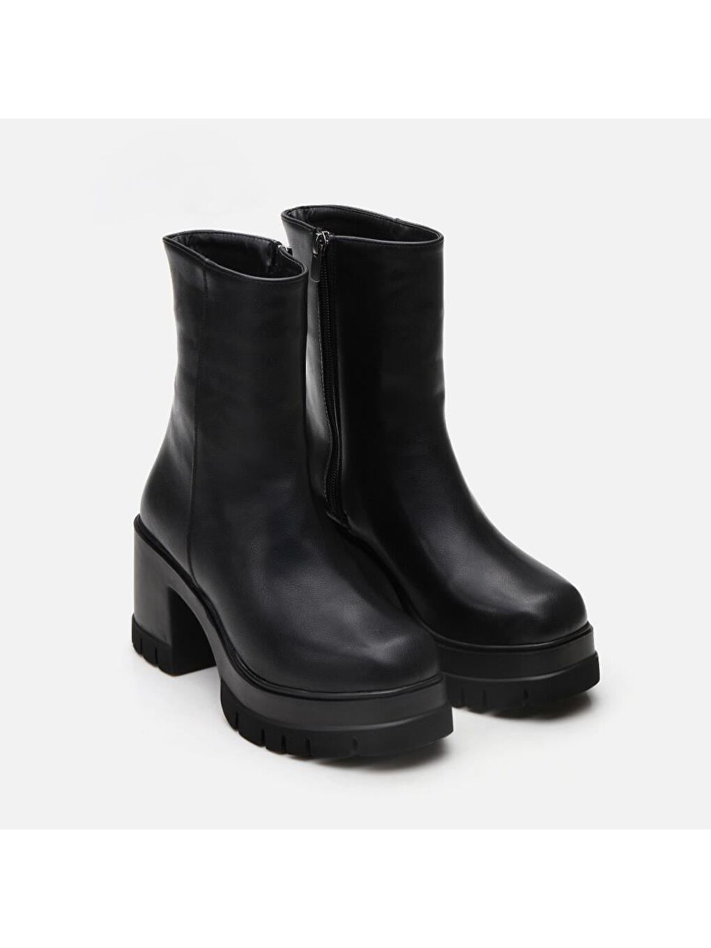 Siyah Kadın Topuklu Bot-5