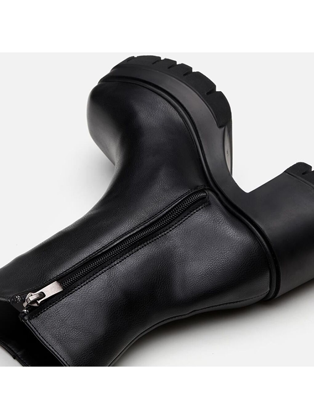 Siyah Kadın Topuklu Bot-1