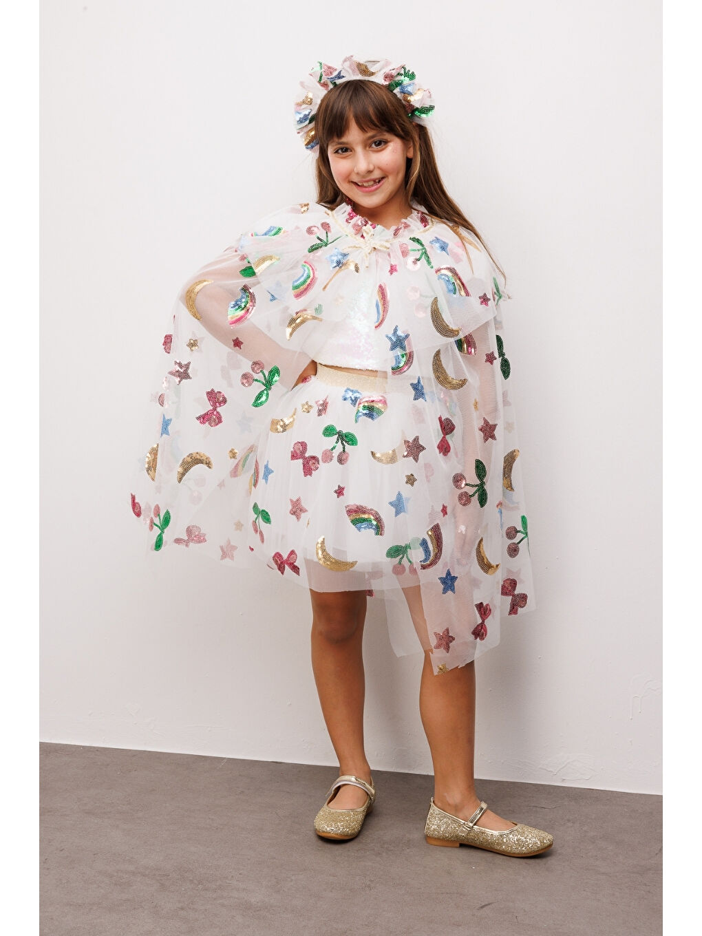 Beyaz Pullu ve Kiraz Desenli Kız Çocuk Parti Pelerin Taç Set-1