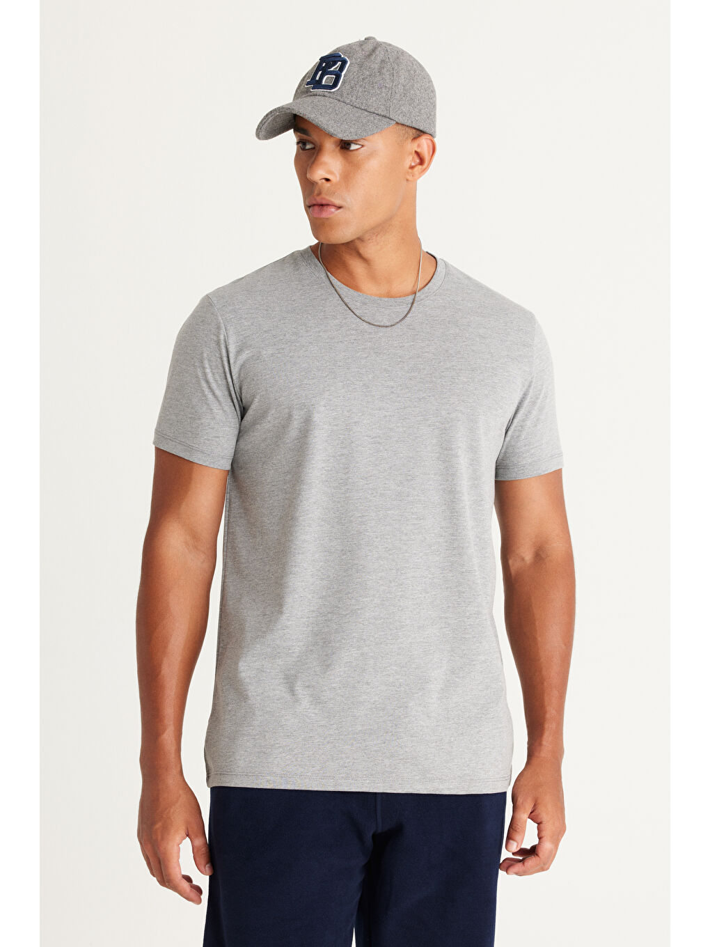 Gri Erkek K.GRI-SIYAH-BEYAZ Slim Fit Bisiklet Yaka 3'lü %100 Pamuk Tişört Paketi-3