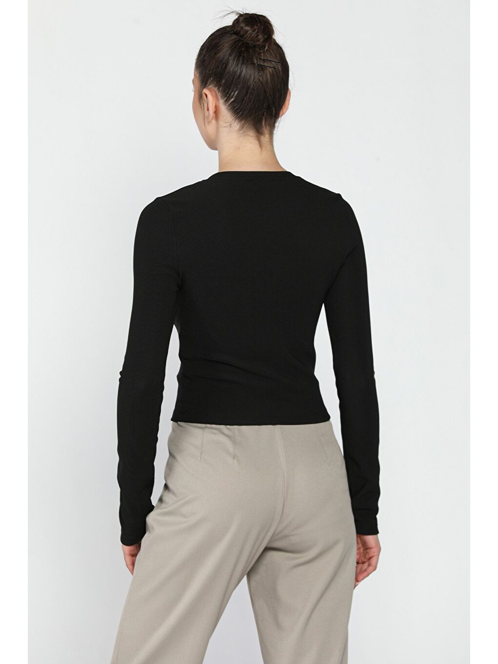 Siyah Kadın Yarım Fermuarlı Crop Body Bluz-3