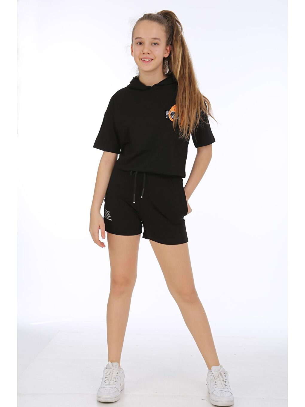 Siyah Kız Çocuk Kapüşonlu Baskılı Şortlu Takım 10-15 Yaş 13940-2