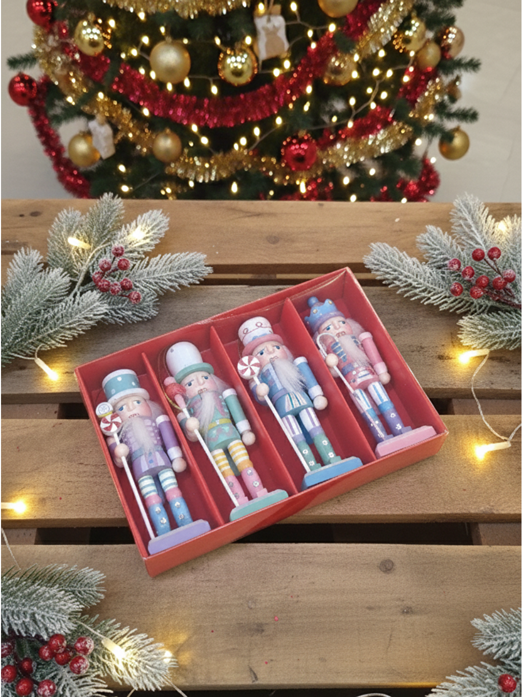 Pembe Yılbaşı Ağacı Süsleri Fındıkkıran Kurşun Asker Ağaç Süs Seti Makaron Renkli 4'lü 13 cm-1