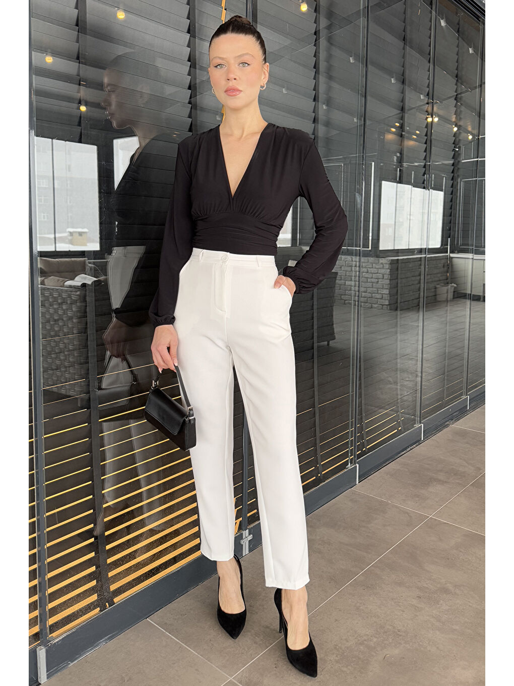 Ekru Kadın Kumaş Pantolon