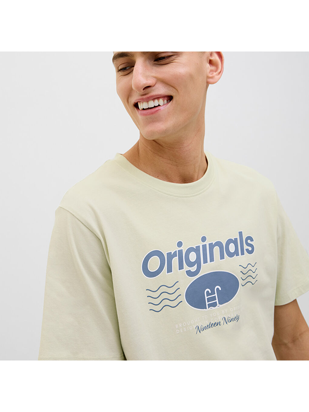 Star Erkek Ekru Yuvarlak Yaka Tişört-3