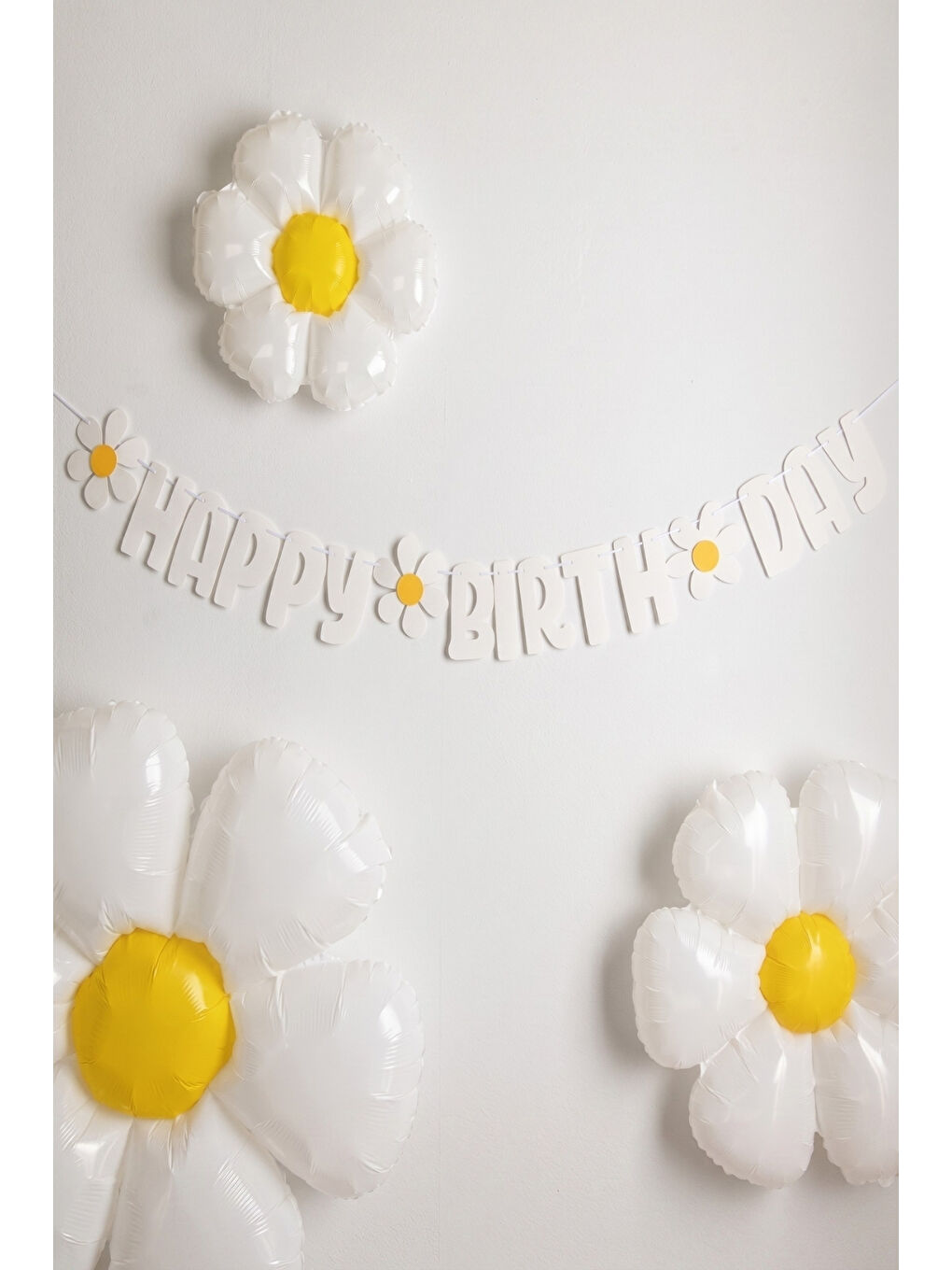 Beyaz Papatya Temalı Happy Birthday Parti Banner