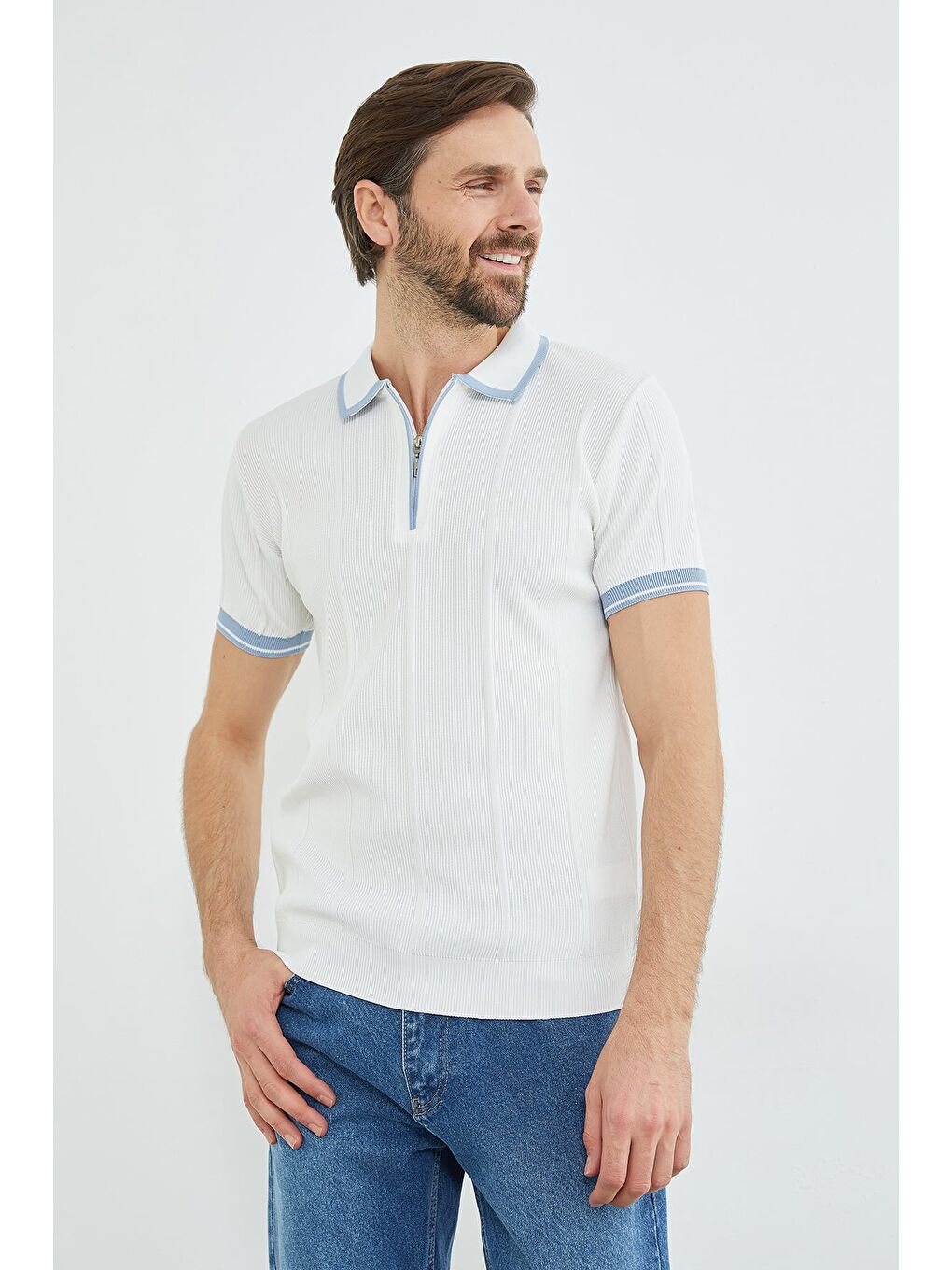 Ekru Çizgili Yarım Fermuarlı Polo Yaka Triko Tişört-2