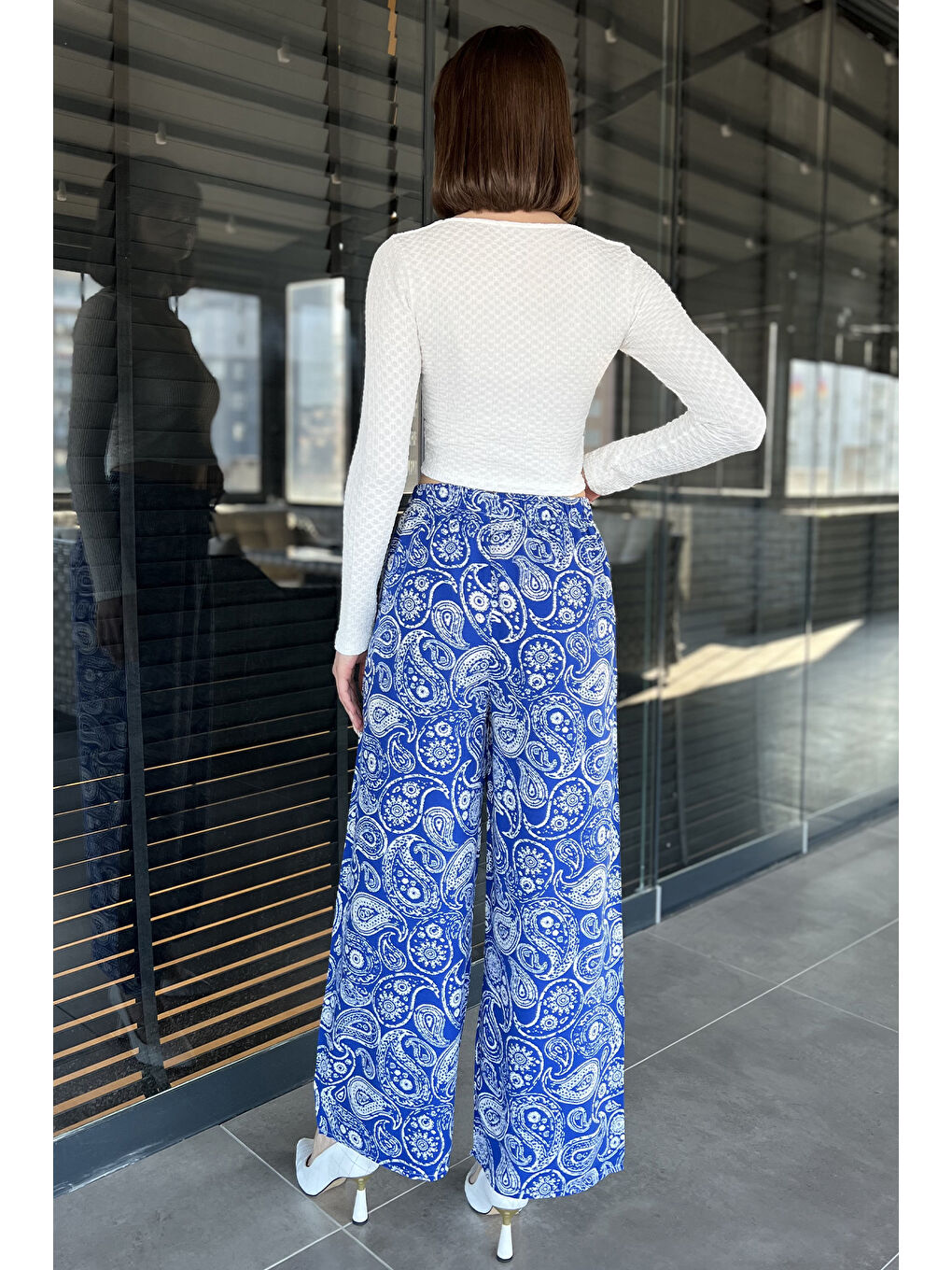 Mavi Kadın Bol Paça Desenli Viskon Yürüyüş Pantolonu-2