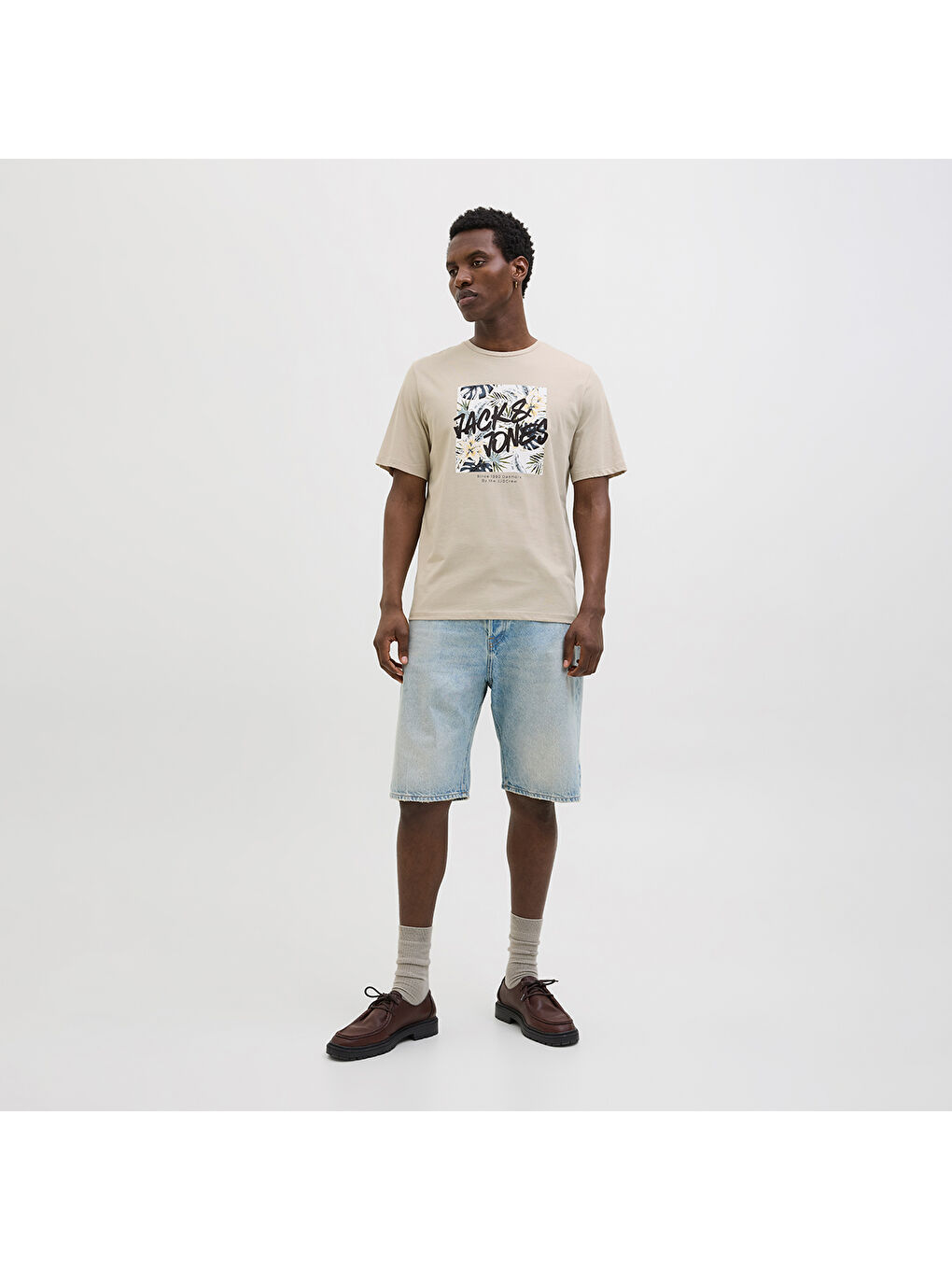 Hawaii Shape Erkek Bej Yuvarlak Yaka Tişört-1