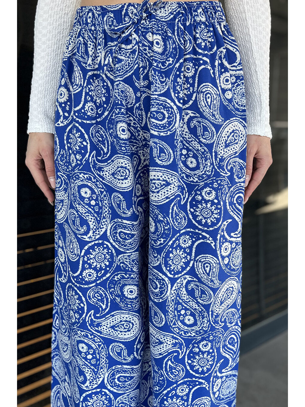 Mavi Kadın Bol Paça Desenli Viskon Yürüyüş Pantolonu-3