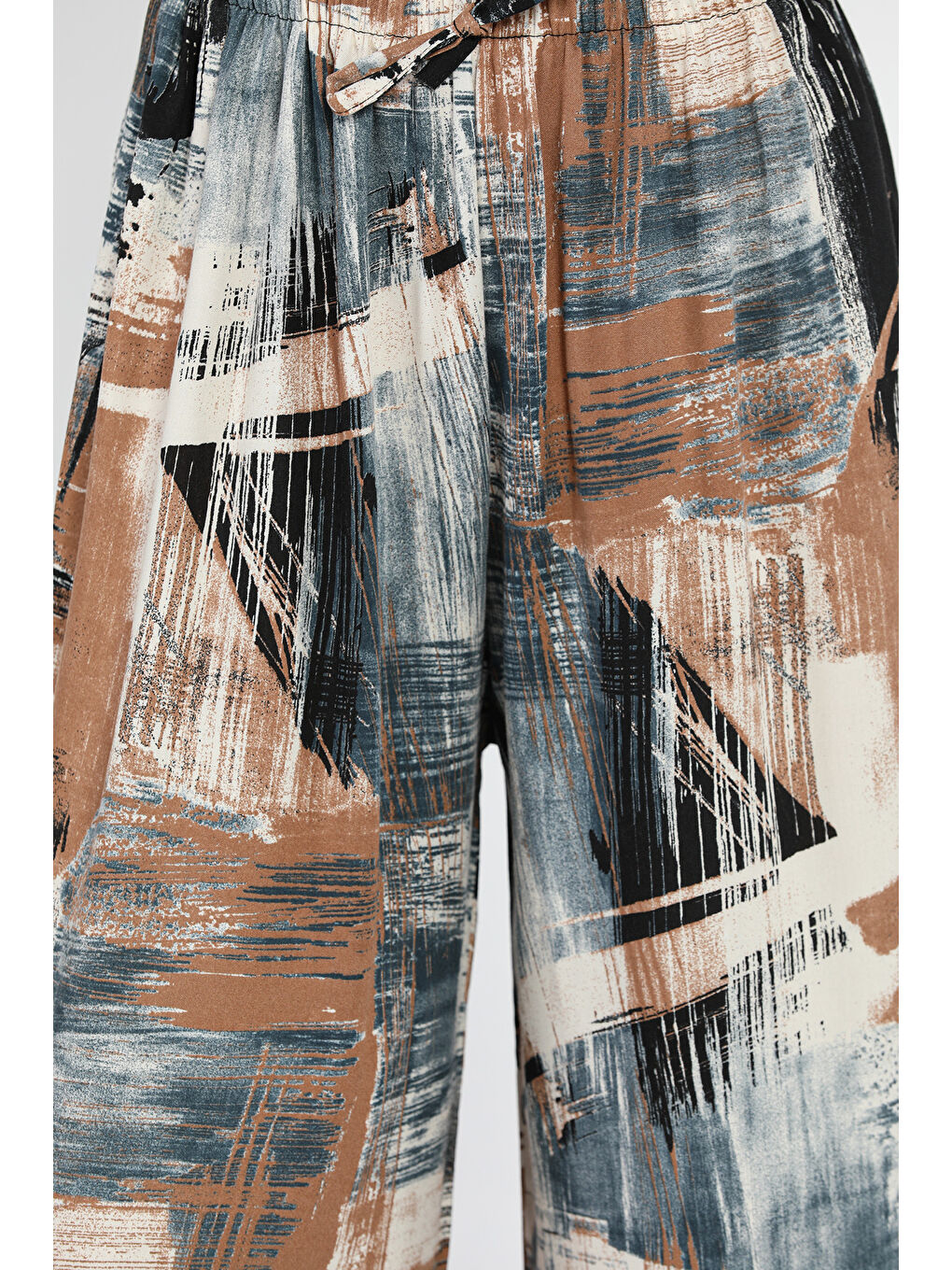 Ekru Kadın Bel Lastikli Desenli Viskon Yürüyüş Pantolonu-3