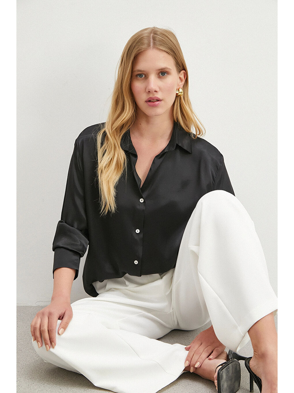 Viskon Saten Gömlek Siyah-5