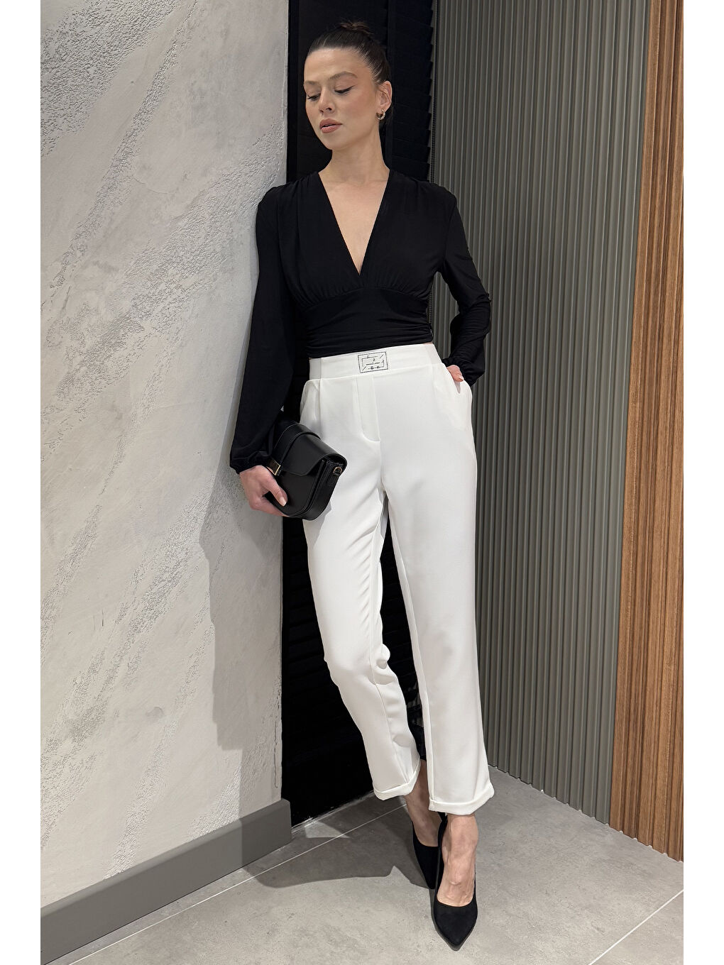 Ekru Büyük Beden Bel Lastikli Duble Paça Kadın Pantolon-1