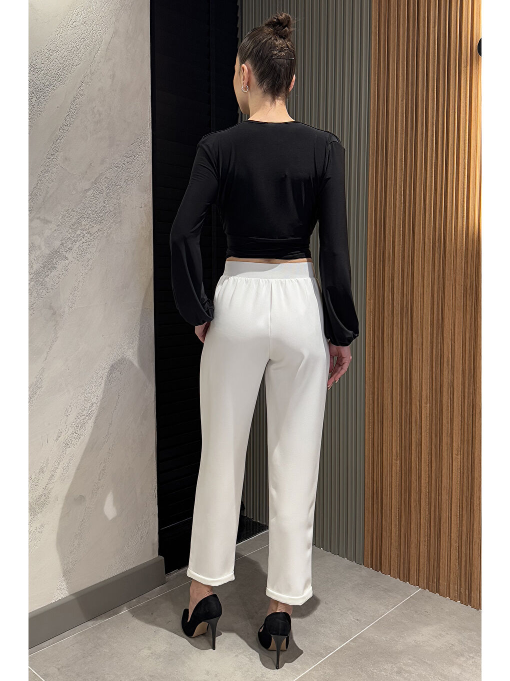 Ekru Büyük Beden Bel Lastikli Duble Paça Kadın Pantolon-2