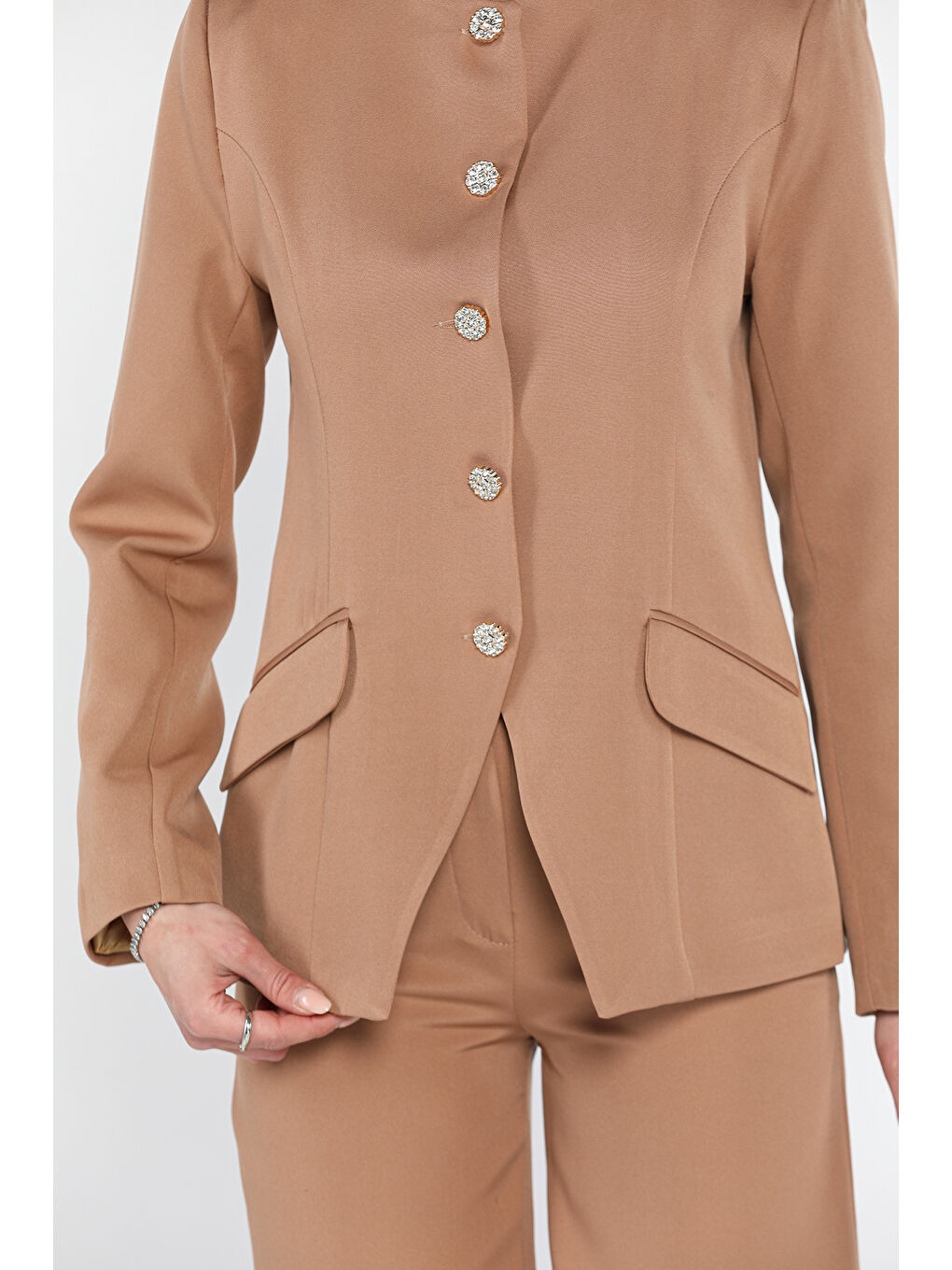 Ekru Düğme Detaylı Astarlı Kadın Ceket Pantolon İkili Takım-3