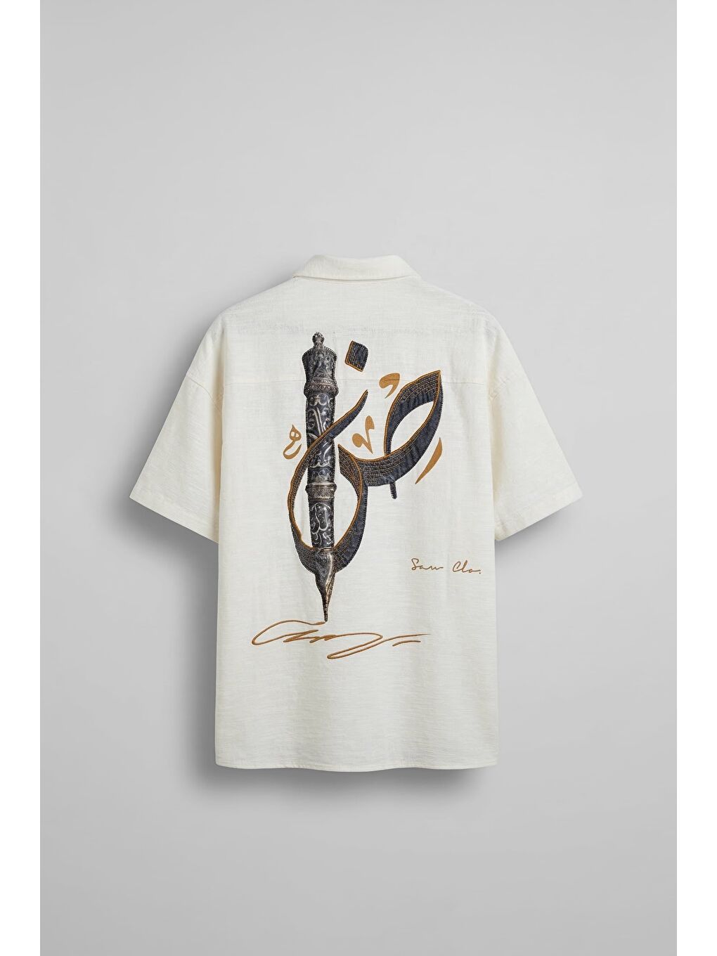 Erkek Oversize Nakış Detaylı Pamuklu Kısa Kollu Gömlek Ekru-1