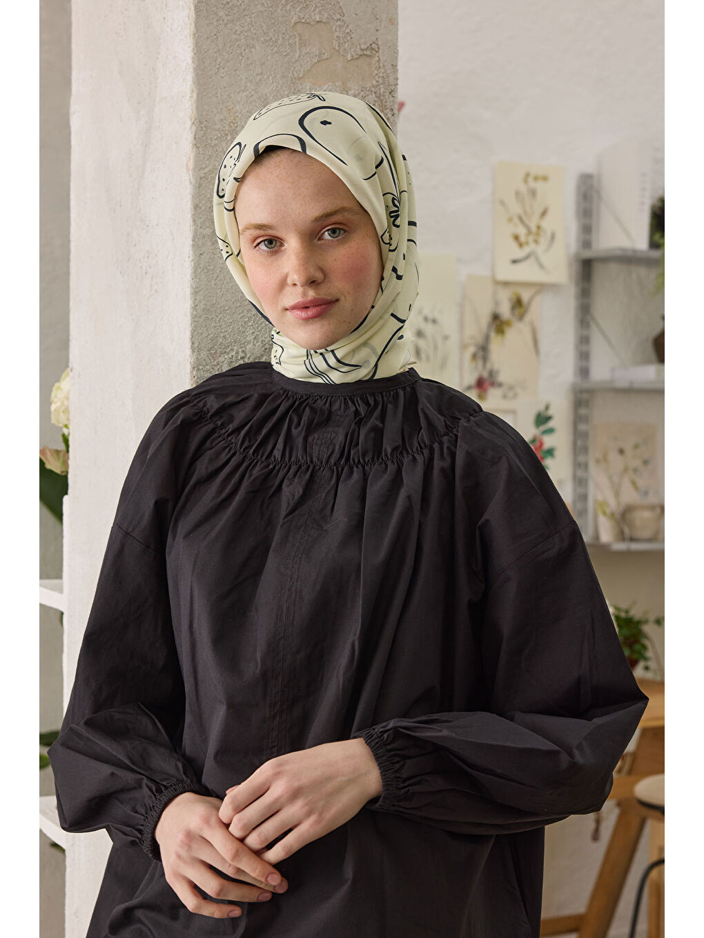 Eloıse Desen Pamuk İpek Eşarp Ekru-1