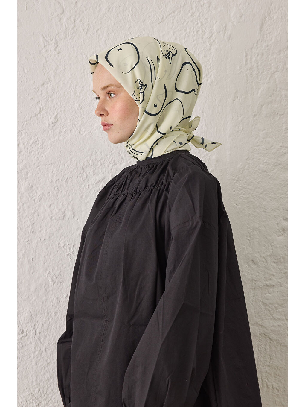 Eloıse Desen Pamuk İpek Eşarp Ekru-3